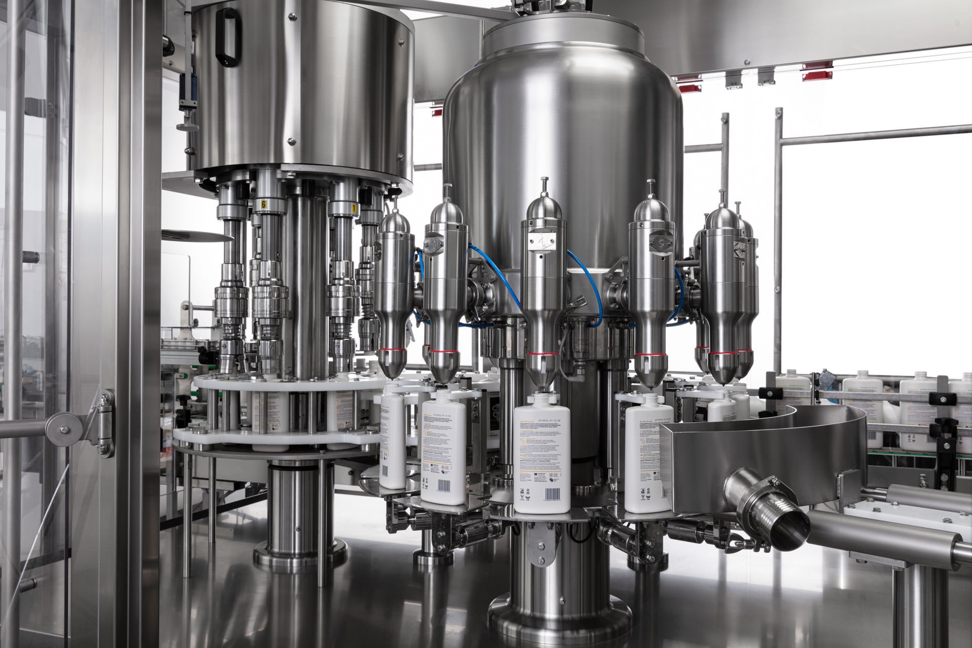 studiogiovetti industrial m134 filling  tappo studiogiovetti industrial m134 filling  tappo